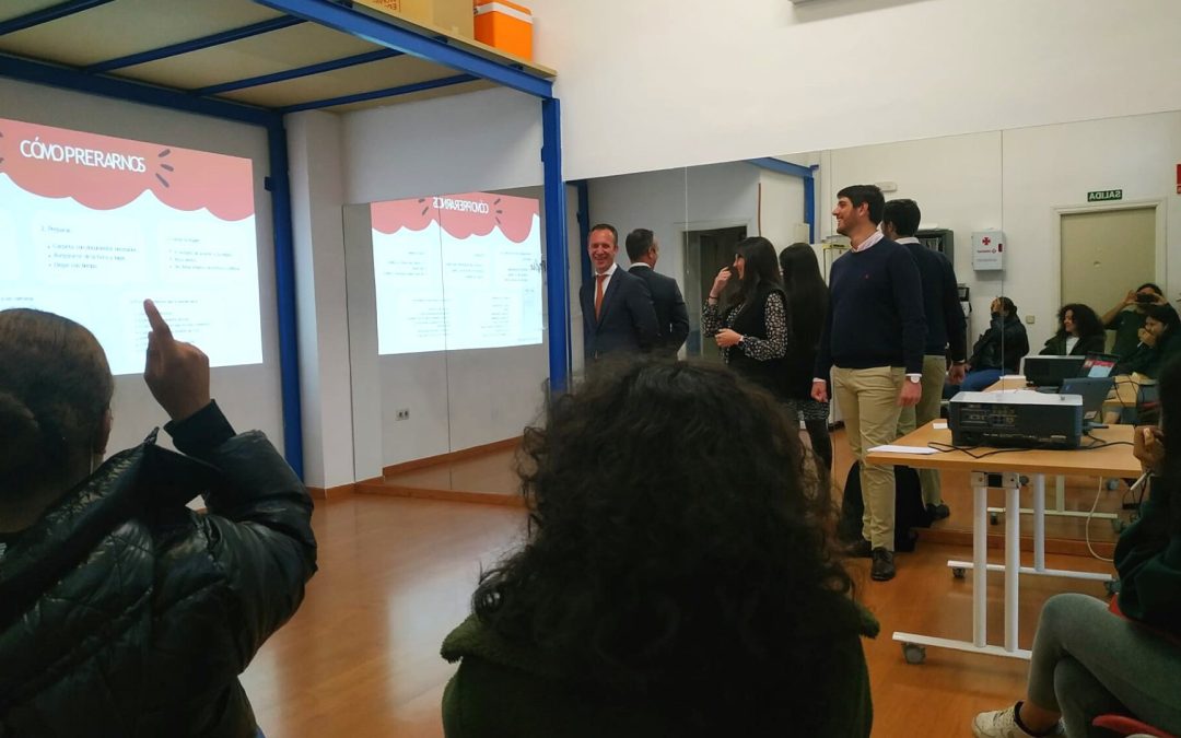 Jóvenes de Balia desarrollan sus habilidades de comunicación gracias a la Fundación LLYC
